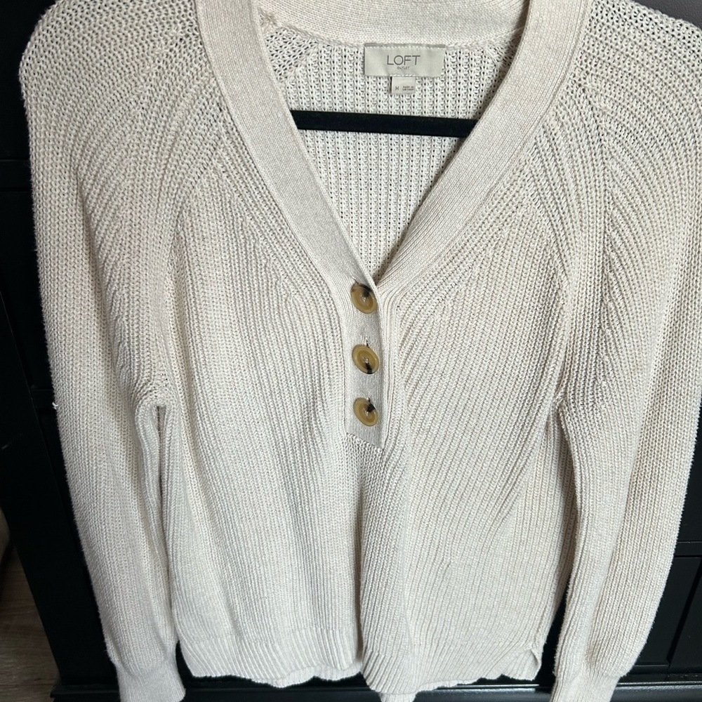 LOFT Women's Cream Sweater